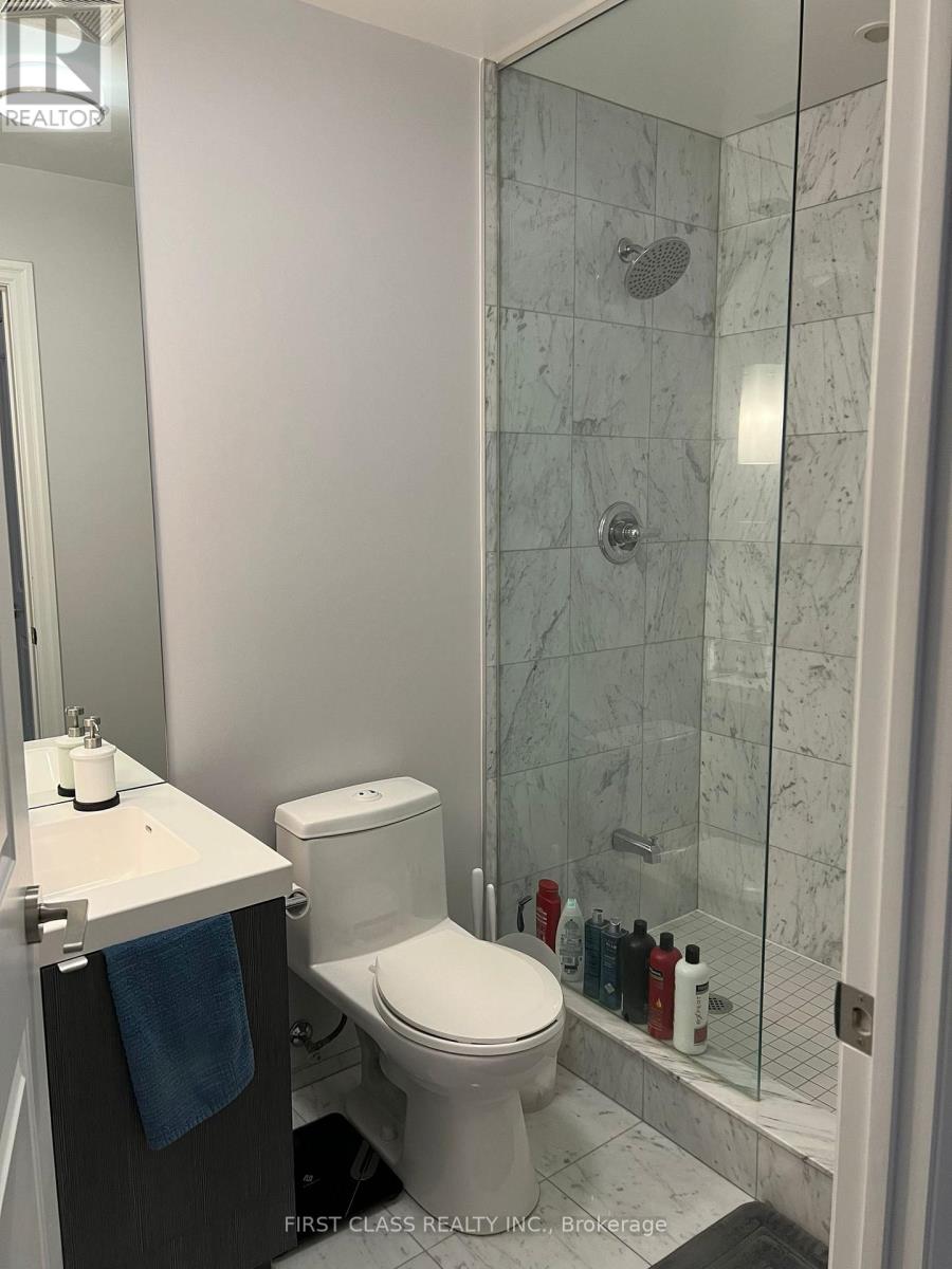 4007 - 8 The Esplanade, Toronto, Ontario  M5E 0A6 - Photo 16 - C13060528