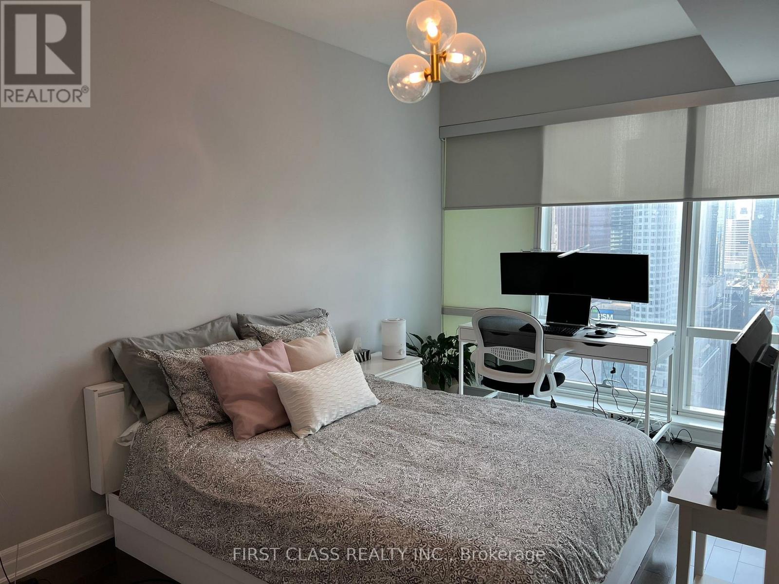 4007 - 8 The Esplanade, Toronto, Ontario  M5E 0A6 - Photo 9 - C13060528