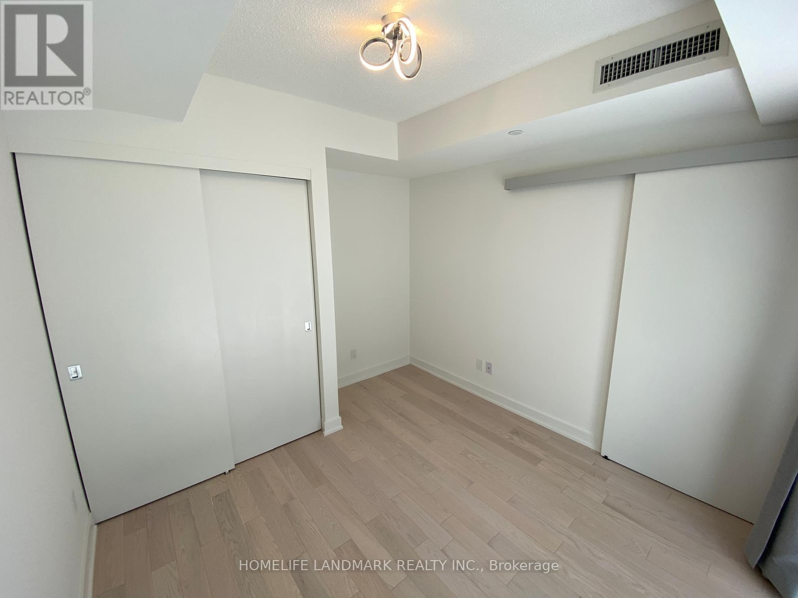 Unit#1004 - 25 Richmond Street E, Toronto, Ontario  M5C 0A6 - Photo 9 - C13060536