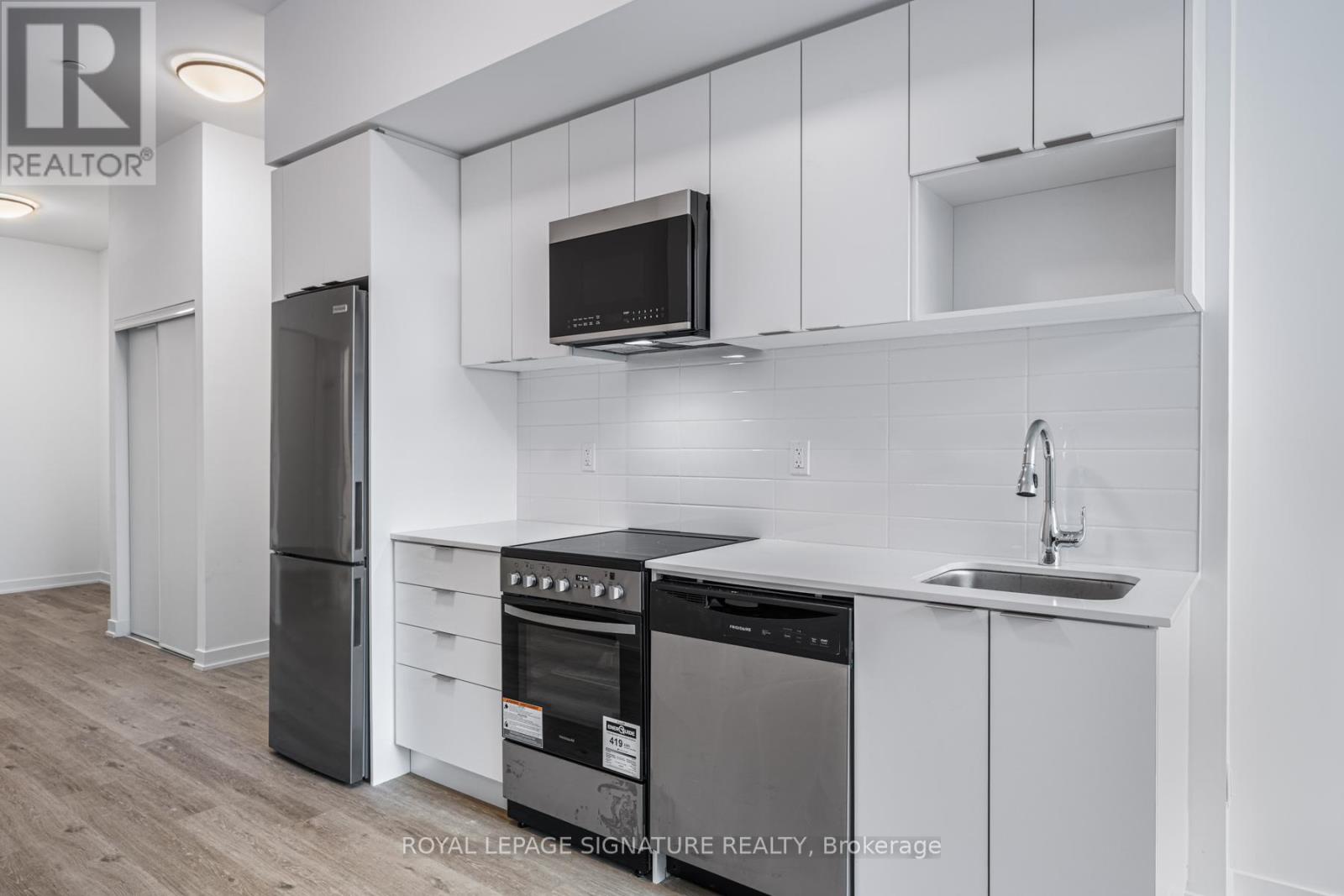 101 - 4569 Kingston Road, Toronto, Ontario  M1E 3S4 - Photo 2 - E13060506