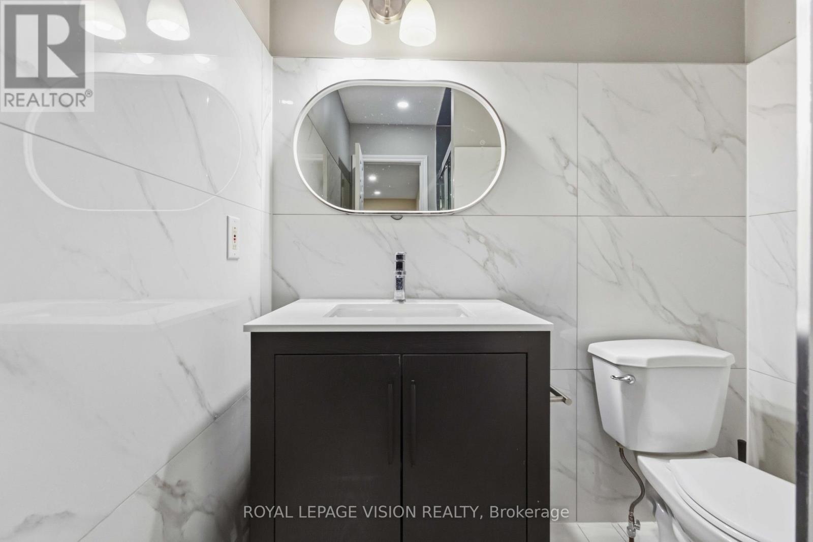 1815 Dalhousie Crescent, Oshawa, Ontario  L1G 8C5 - Photo 7 - E13060572