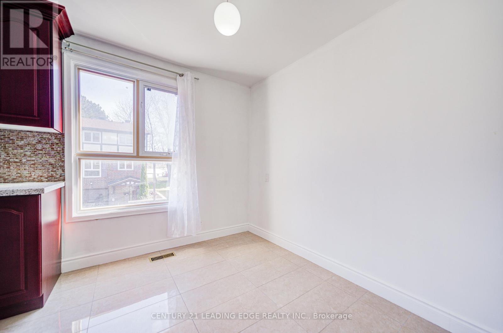 54 - 331 Trudelle Street, Toronto, Ontario  M1J 3J9 - Photo 8 - E12988320