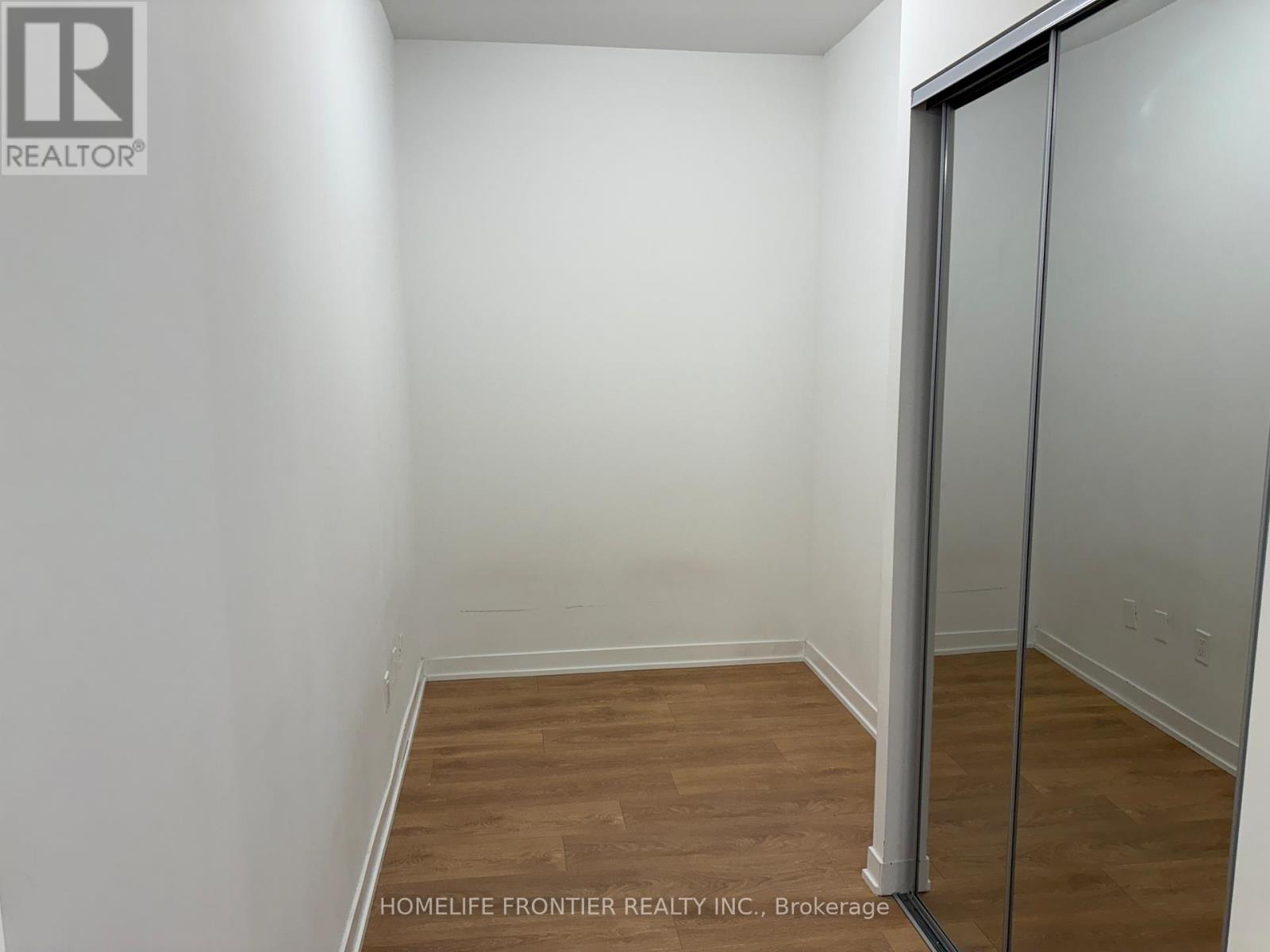 1226 - 498 Caldari Road, Vaughan (Concord), Ontario  L4K 0R6 - Photo 8 - N13060514