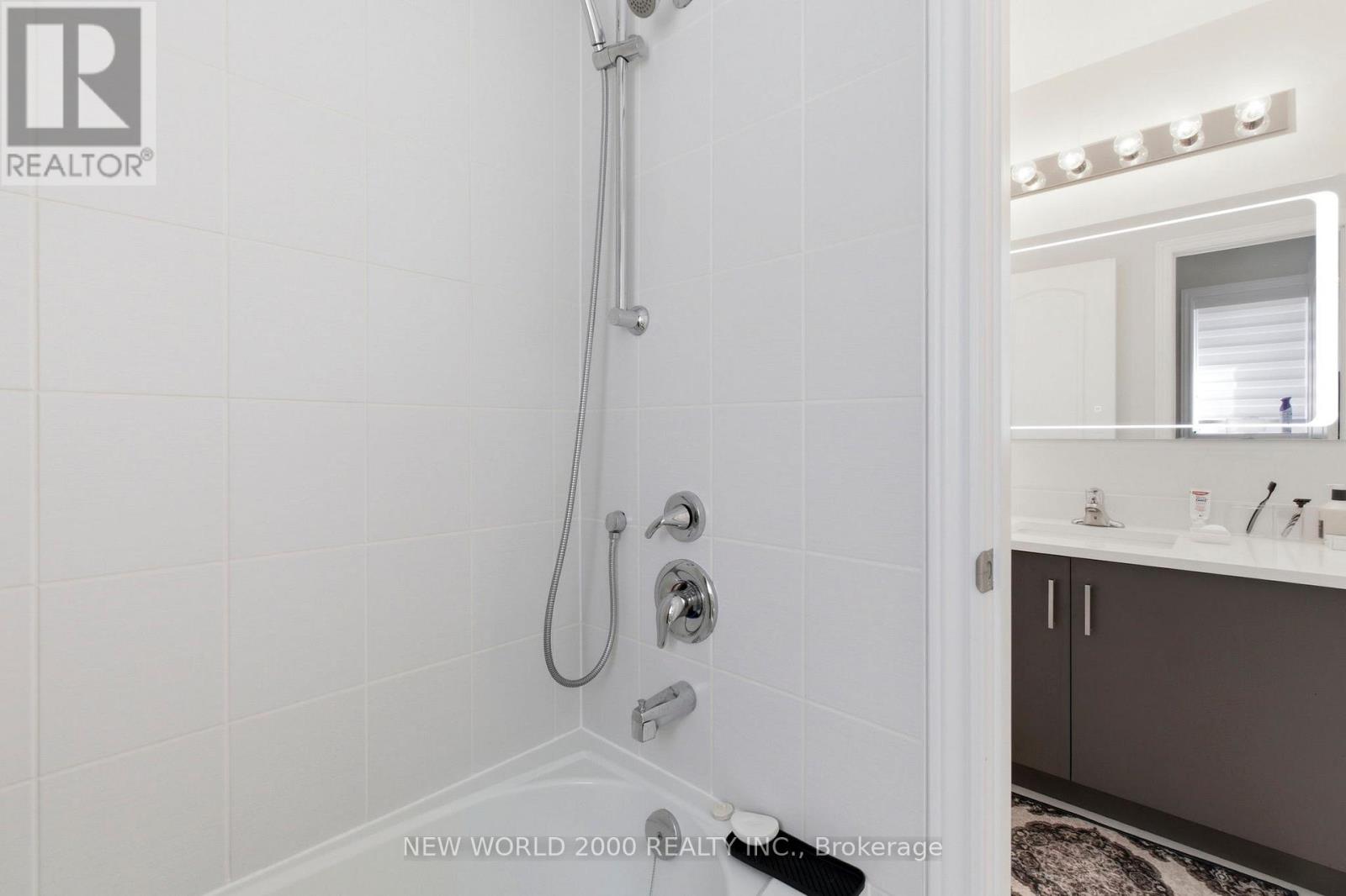 147 Bethpage Crescent, Newmarket, Ontario  L3X 0M2 - Photo 22 - N13060566