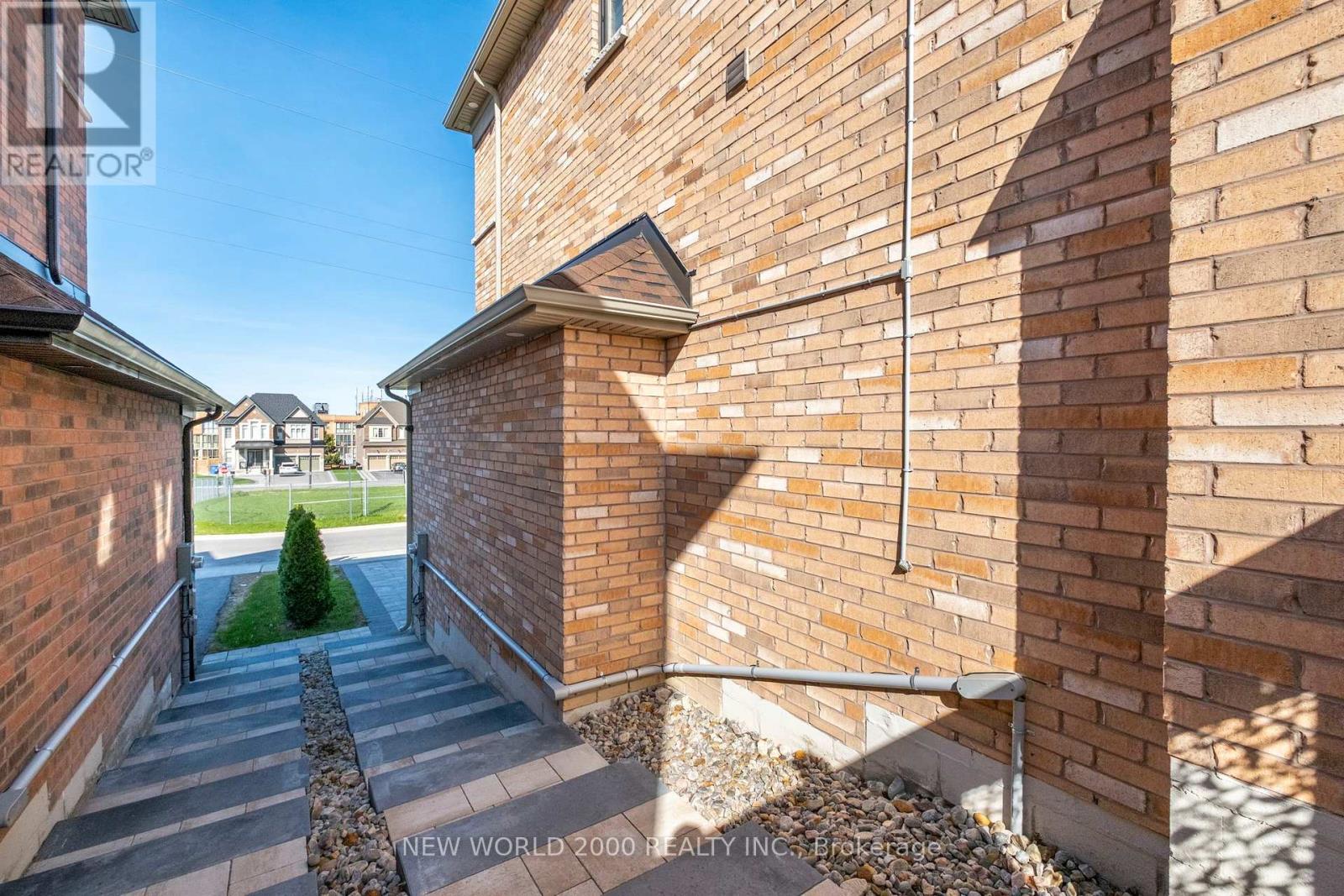 147 Bethpage Crescent, Newmarket, Ontario  L3X 0M2 - Photo 37 - N13060566