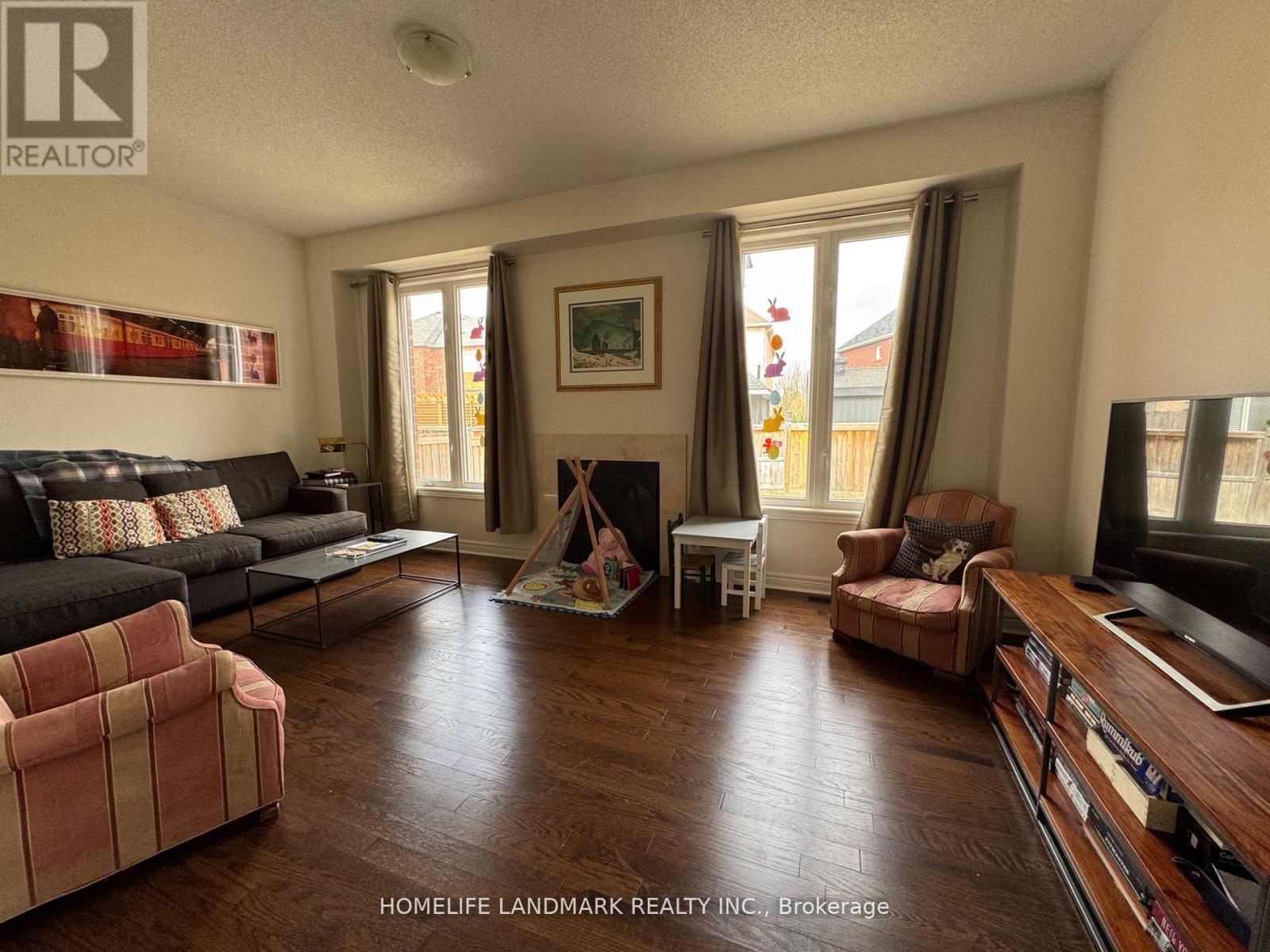 678 West Park Avenue, Bradford West Gwillimbury (Bradford), Ontario  L3Z 0N1 - Photo 3 - N13060580