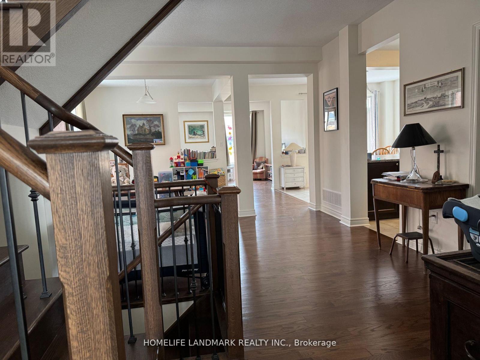 678 West Park Avenue, Bradford West Gwillimbury (Bradford), Ontario  L3Z 0N1 - Photo 8 - N13060580