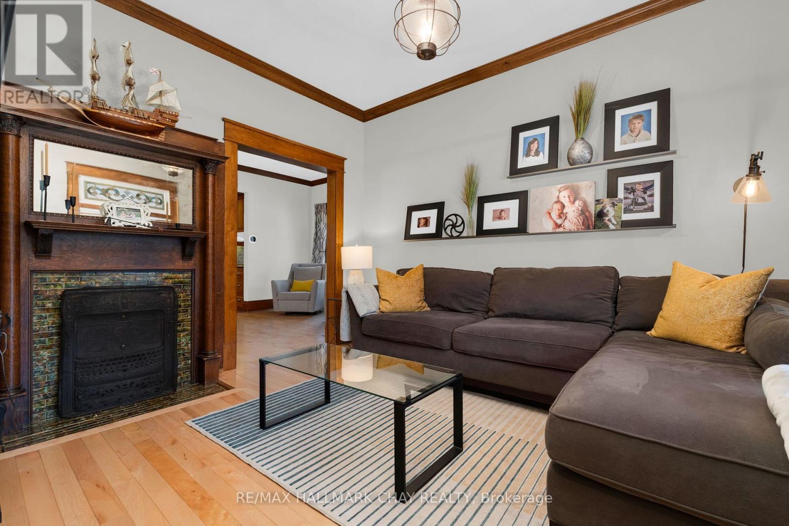 56 William Street, Barrie (Allandale), Ontario  L4N 3J6 - Photo 8 - S13060520