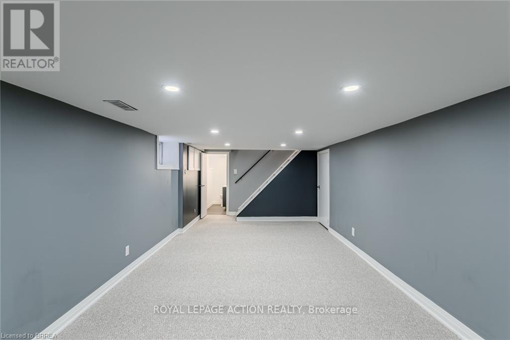 42 East 31st Street, Hamilton, Ontario  L8V 3N7 - Photo 25 - X12985322