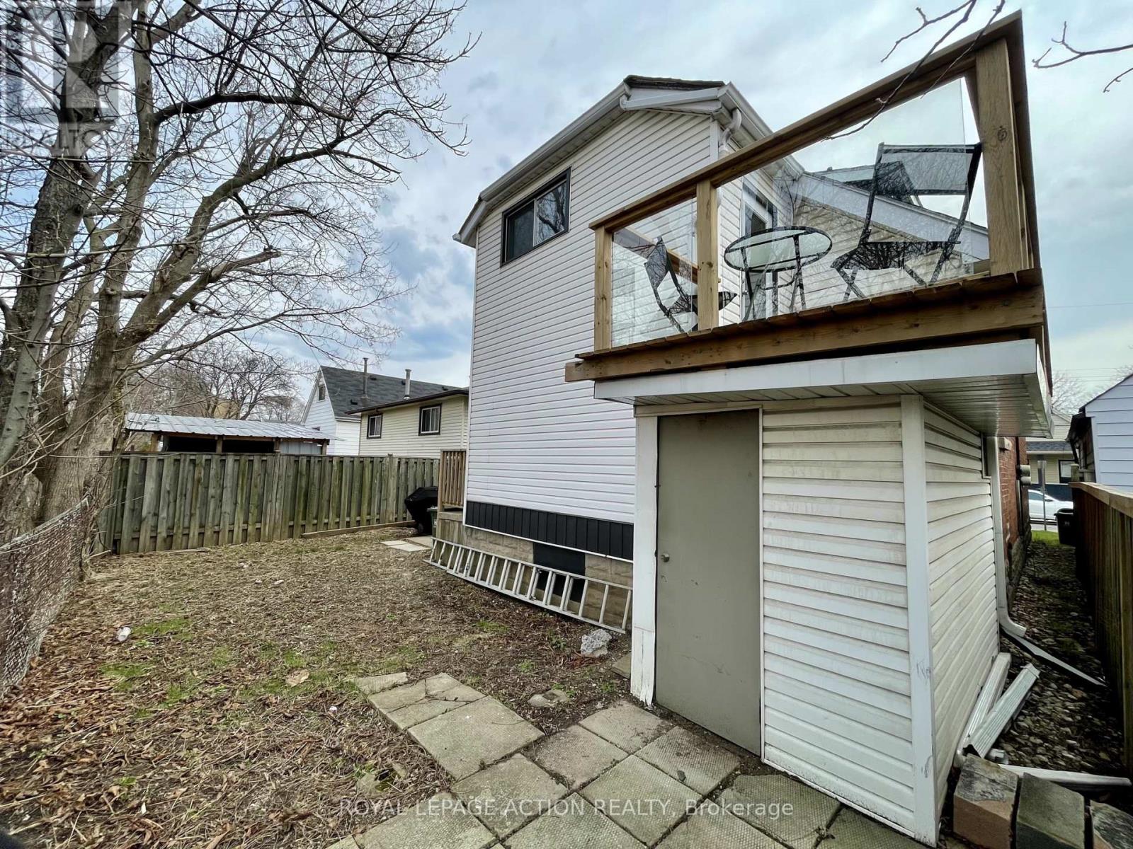 42 East 31st Street, Hamilton, Ontario  L8V 3N7 - Photo 44 - X12985322