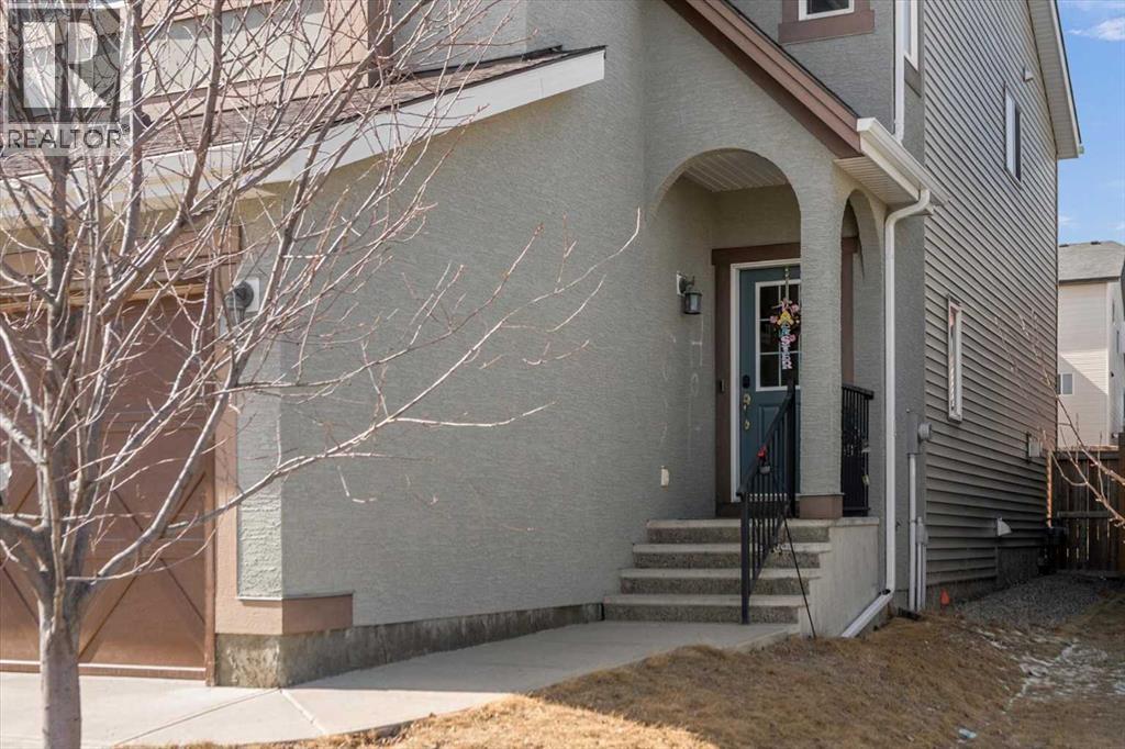 15 Sage Berry Road Nw, Calgary, Alberta  T3R 0K8 - Photo 2 - A2295866