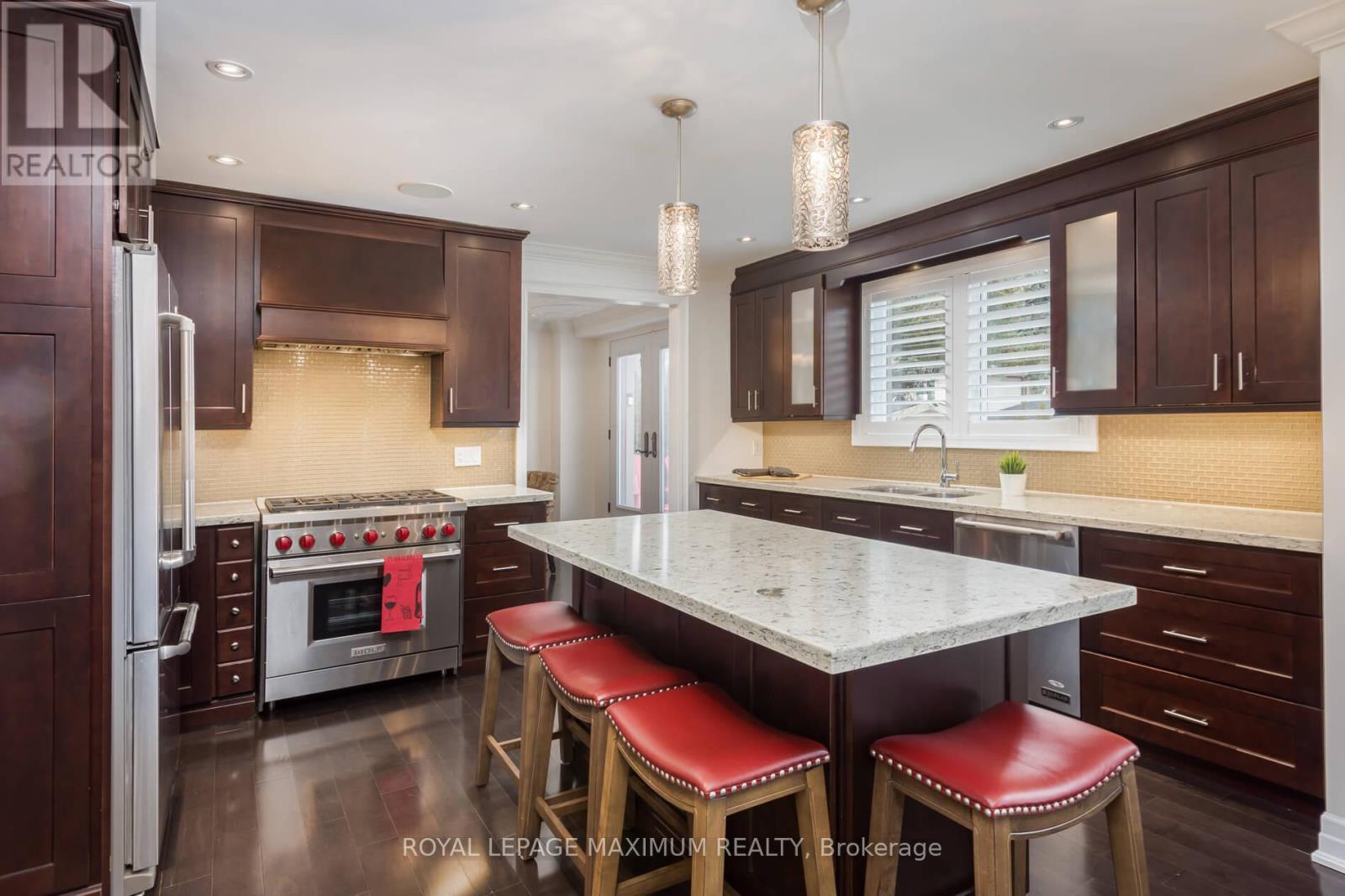 55 Ashmount Crescent, Toronto, Ontario  M9R 1C9 - Photo 15 - W13060496