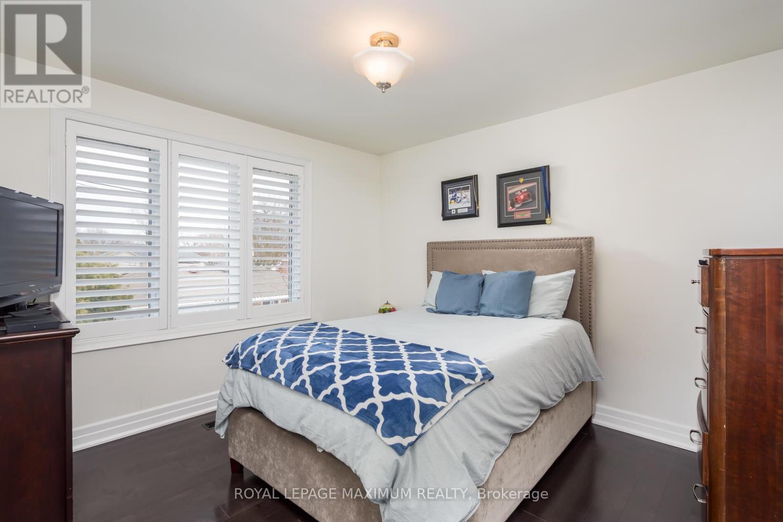 55 Ashmount Crescent, Toronto, Ontario  M9R 1C9 - Photo 21 - W13060496