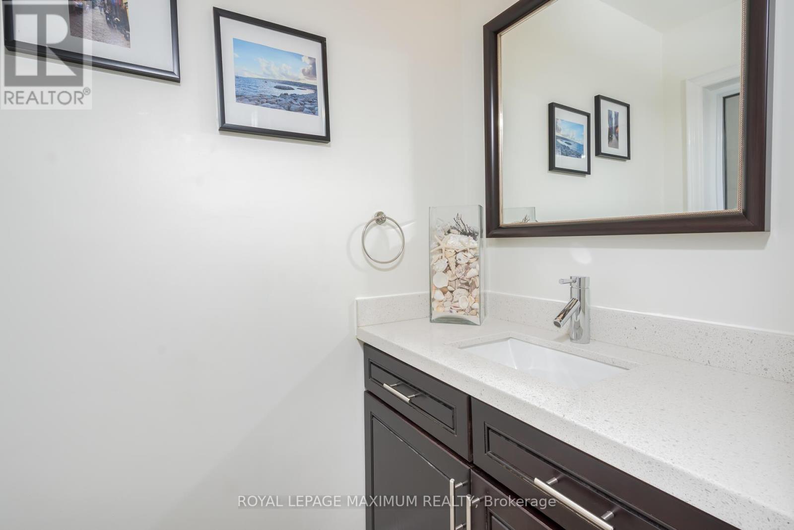 55 Ashmount Crescent, Toronto, Ontario  M9R 1C9 - Photo 25 - W13060496