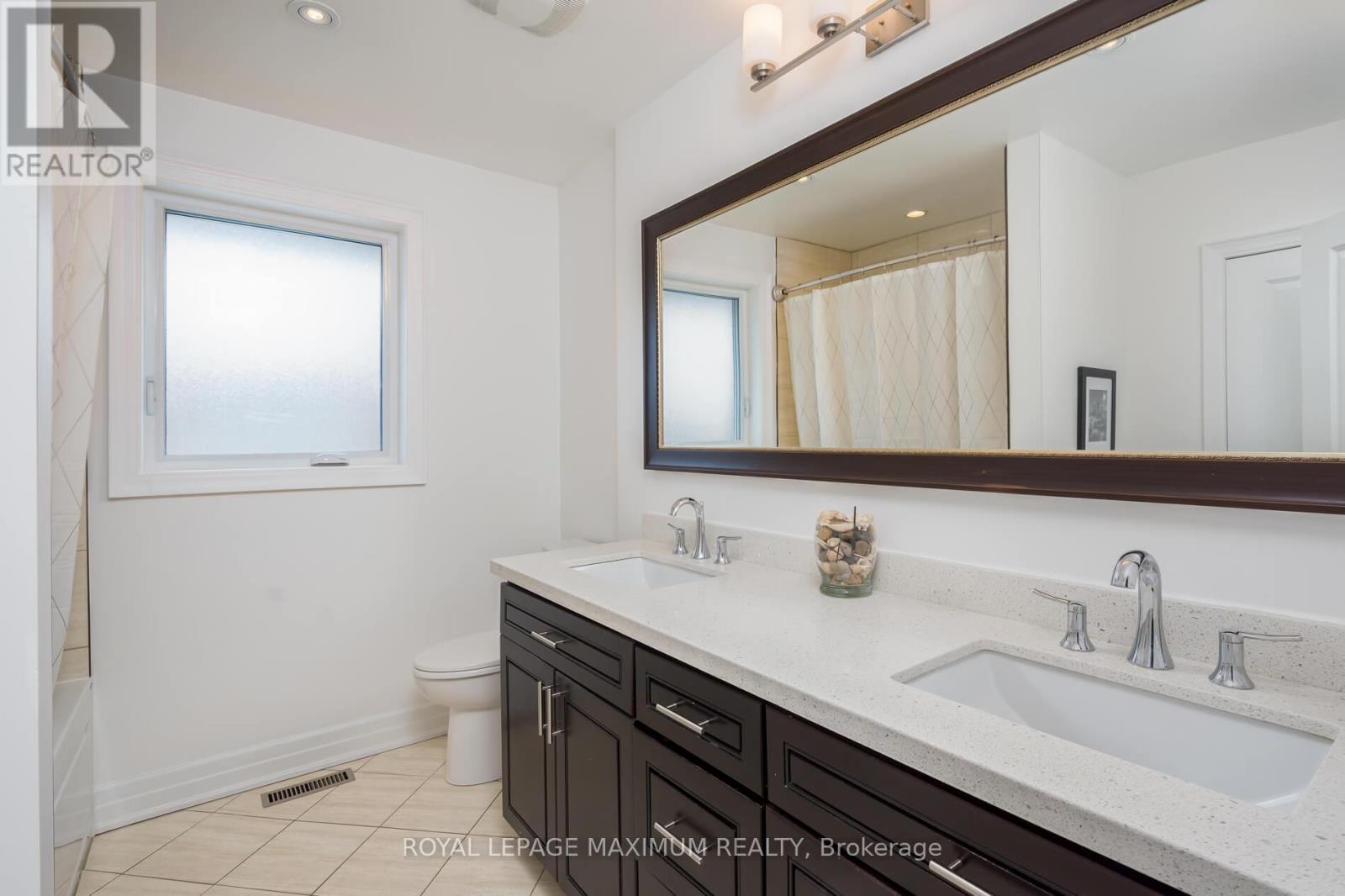 55 Ashmount Crescent, Toronto, Ontario  M9R 1C9 - Photo 26 - W13060496