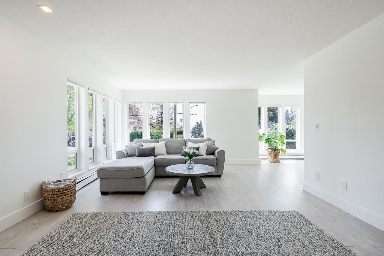 12923 14a Avenue, Surrey, British Columbia  V4A 1H6 - Photo 3 - R3117410