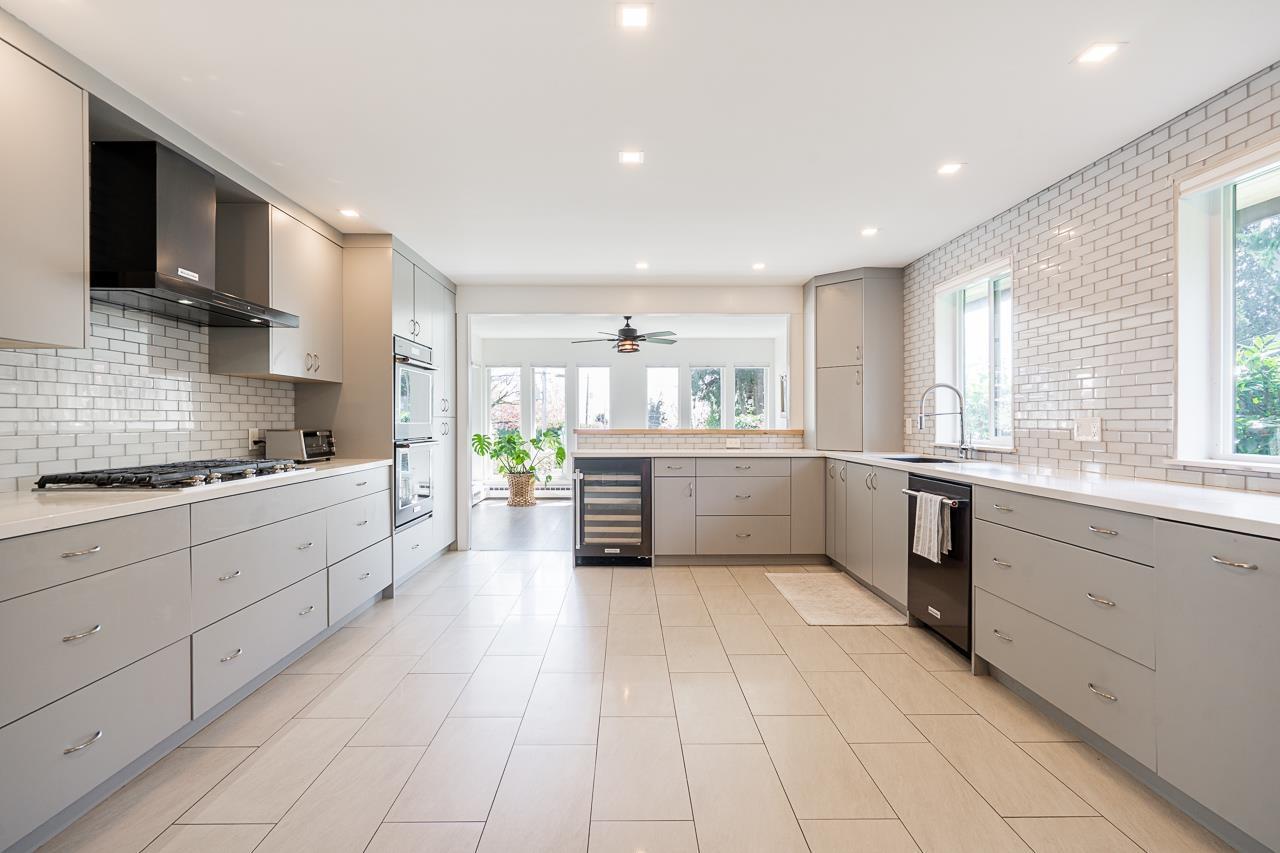 12923 14a Avenue, Surrey, British Columbia  V4A 1H6 - Photo 10 - R3117410