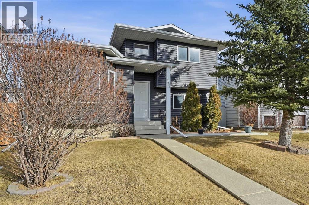 2855 Catalina Boulevard NE, Calgary, Alberta  T1Y 6R2 - Photo 1 - A2302836