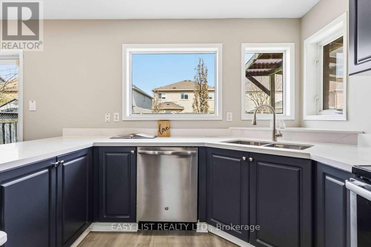 23 Gloria Crescent, Whitby, Ontario  L1P 1V4 - Photo 23 - E13054876