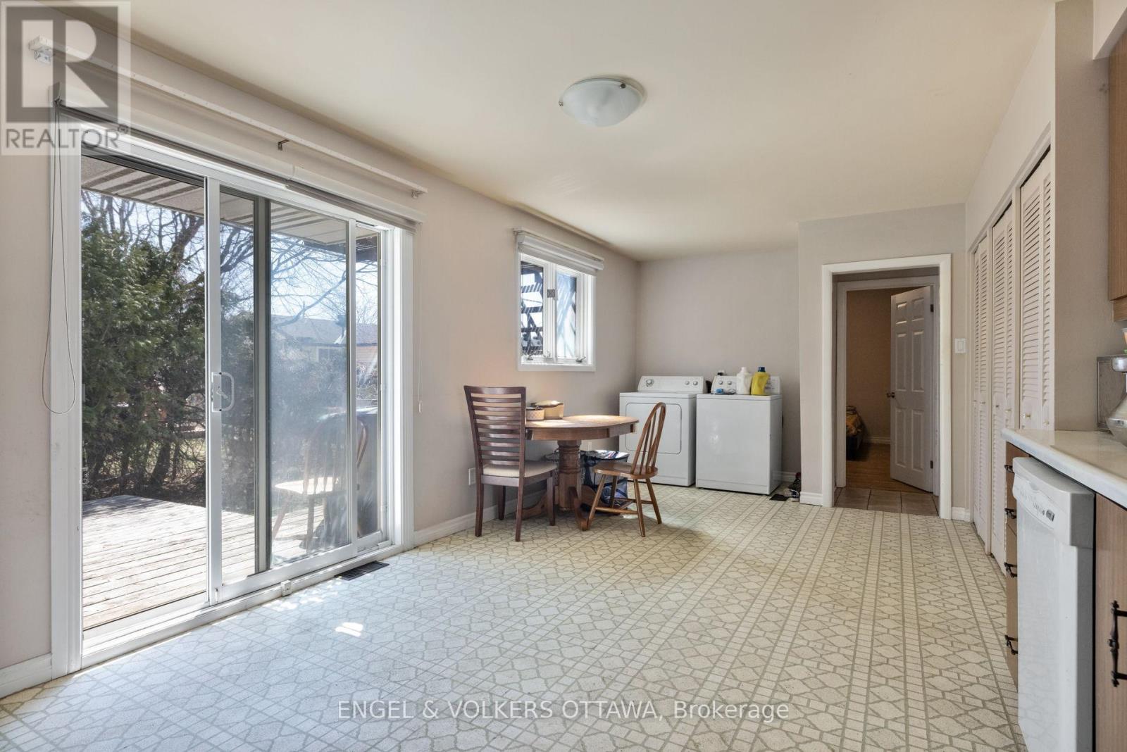 1311 S Avenue, Ottawa, Ontario  K1G 0C4 - Photo 16 - X13060622