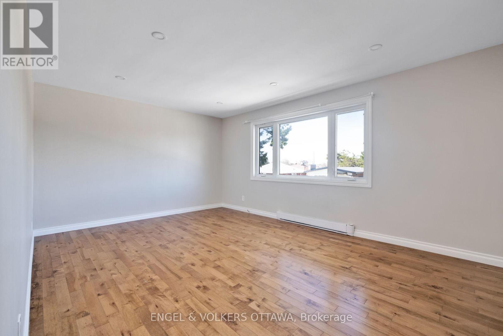 1311 S Avenue, Ottawa, Ontario  K1G 0C4 - Photo 25 - X13060622