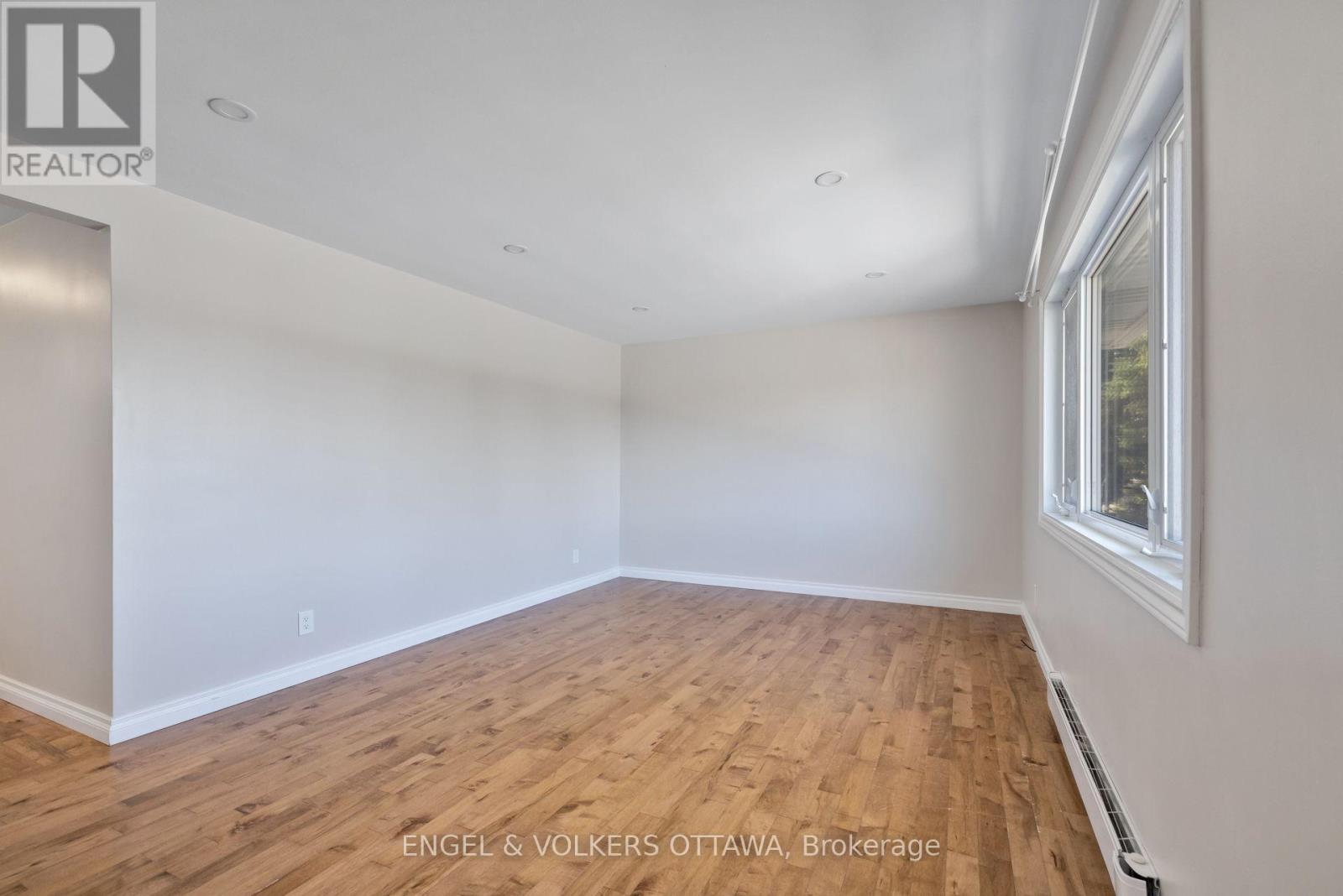 1311 S Avenue, Ottawa, Ontario  K1G 0C4 - Photo 26 - X13060622