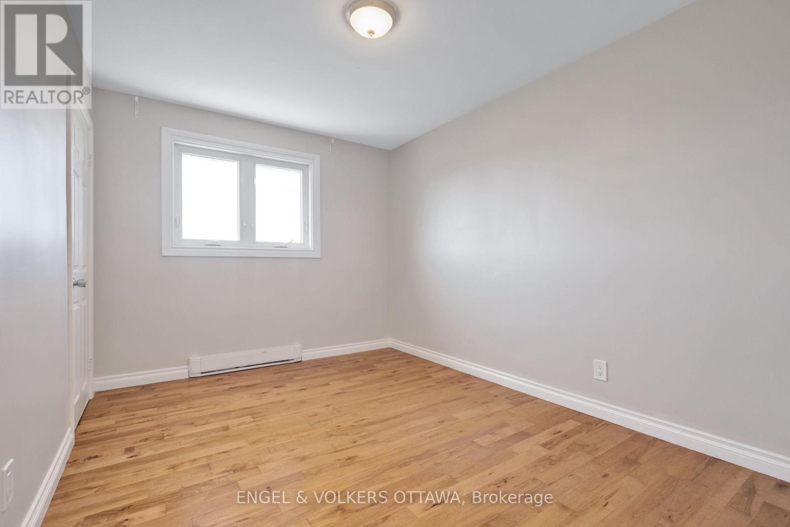 1311 S Avenue, Ottawa, Ontario  K1G 0C4 - Photo 31 - X13060622