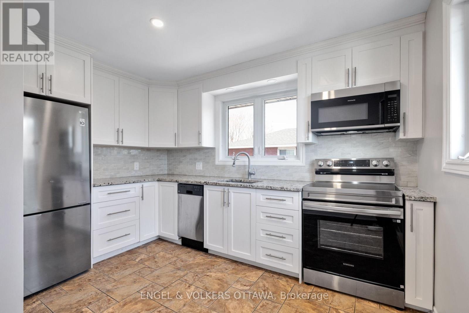 1311 S Avenue, Ottawa, Ontario  K1G 0C4 - Photo 36 - X13060622