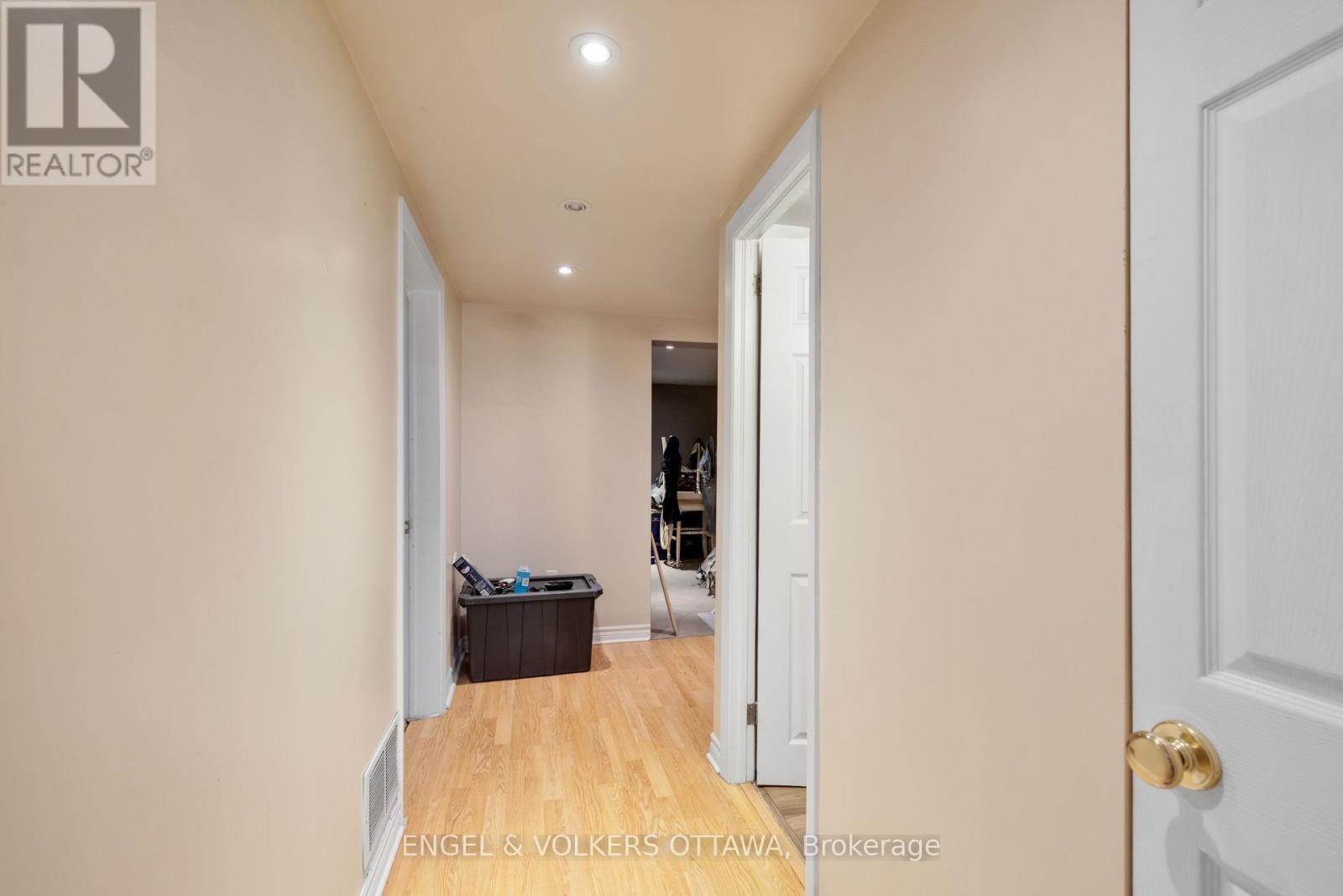 1311 S Avenue, Ottawa, Ontario  K1G 0C4 - Photo 40 - X13060622