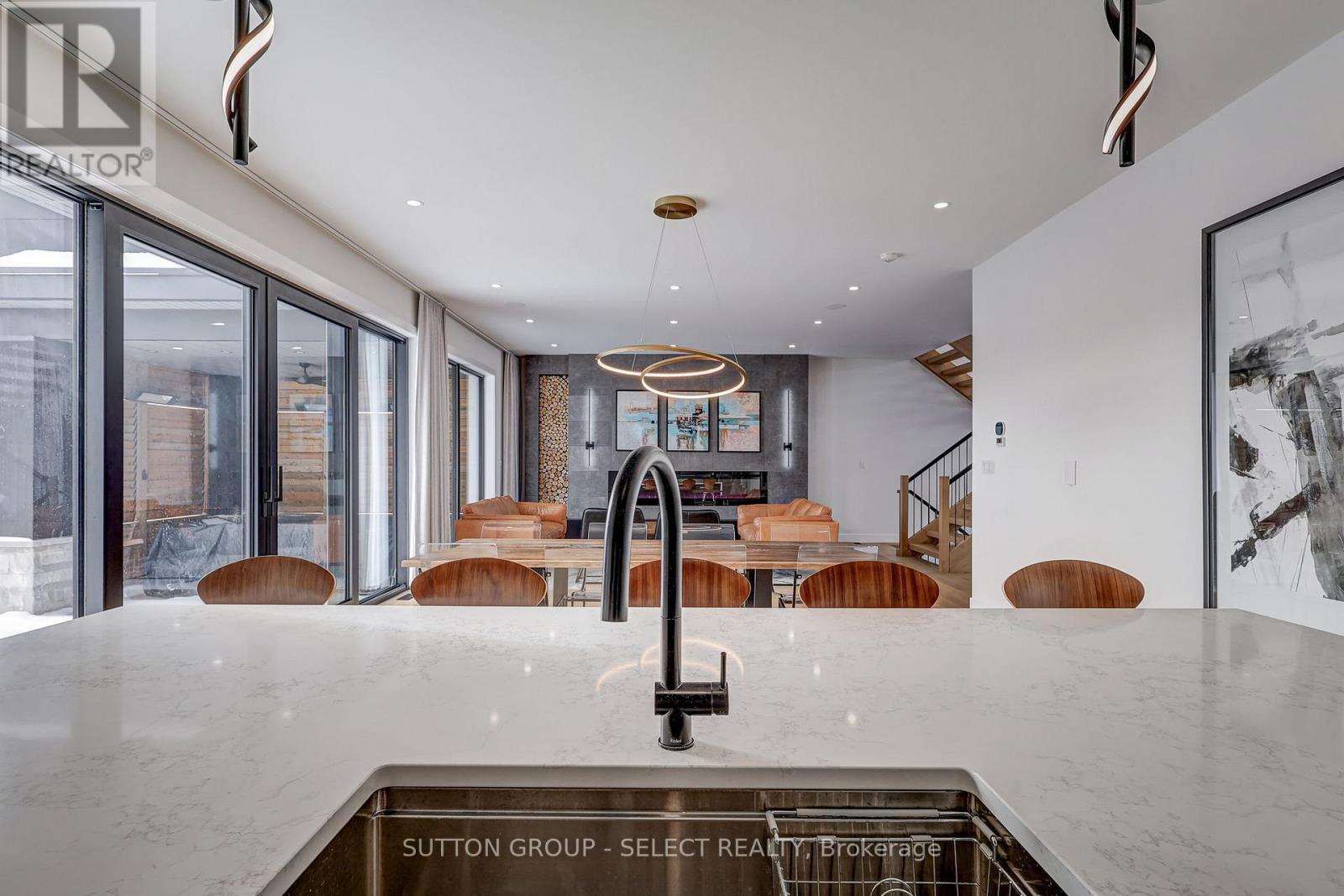 147 Westbrook Drive, Middlesex Centre, Ontario  N0L 1R0 - Photo 12 - X12752480