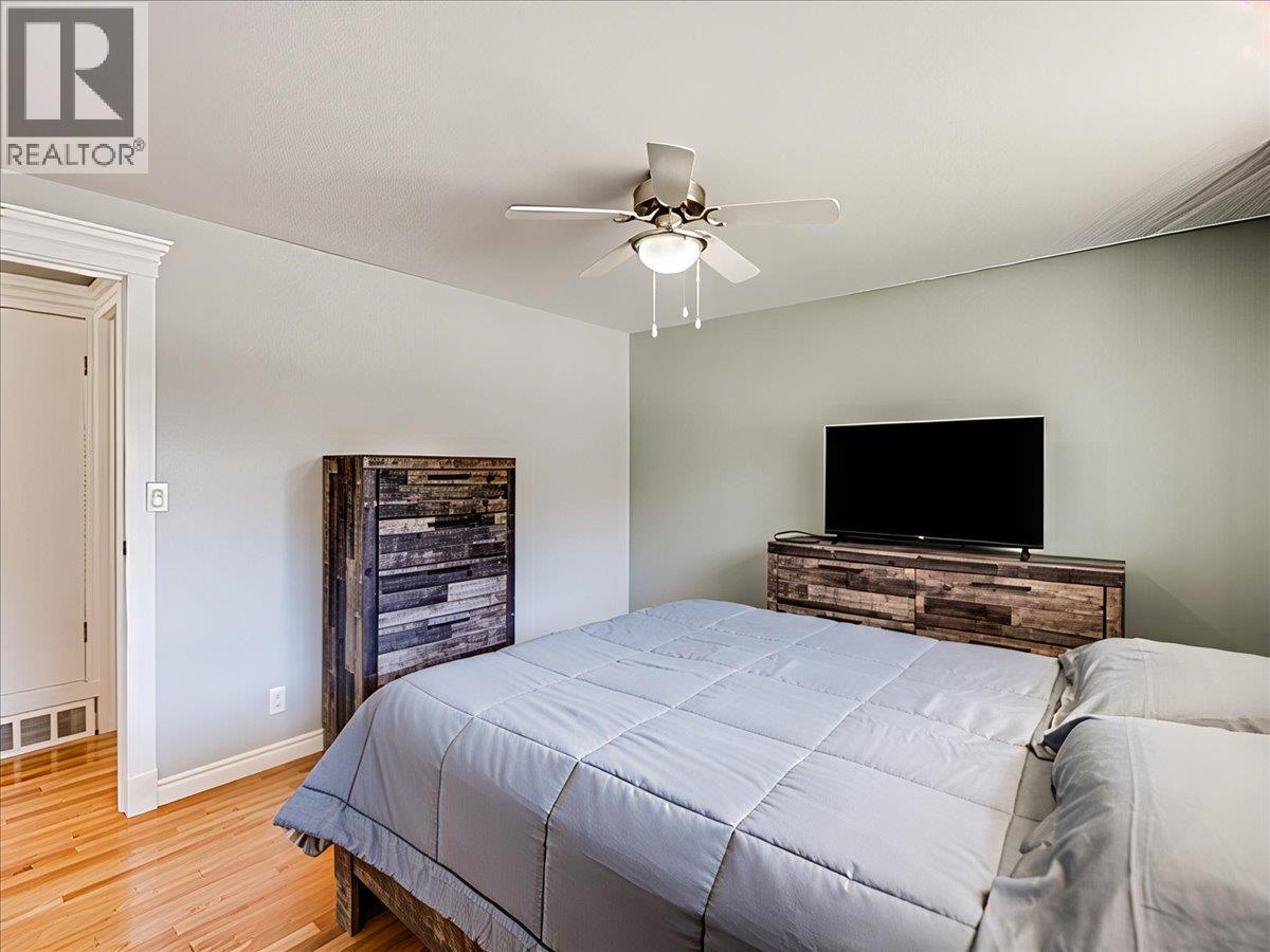 3833 Dogwood Drive, Trail, British Columbia  V1R 2V4 - Photo 20 - 10385437