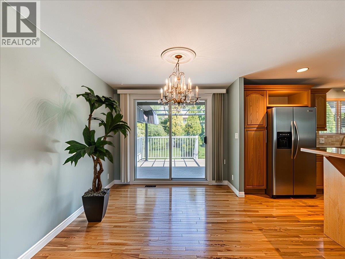 3833 Dogwood Drive, Trail, British Columbia  V1R 2V4 - Photo 8 - 10385437