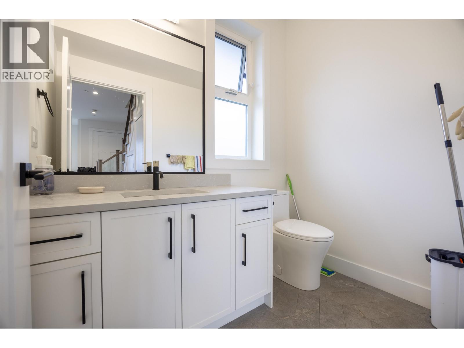 4541 Hoy Street, Vancouver, British Columbia  V5R 4N5 - Photo 10 - R3117622