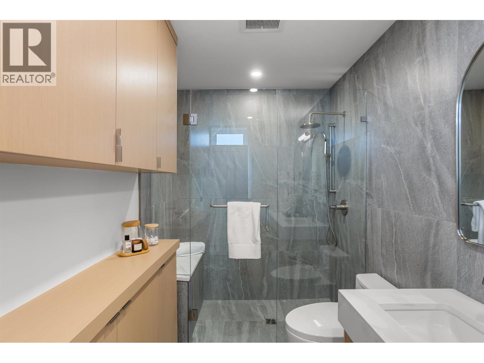 1 165 E 45th Avenue, Vancouver, British Columbia  V5W 1W8 - Photo 14 - R3117629