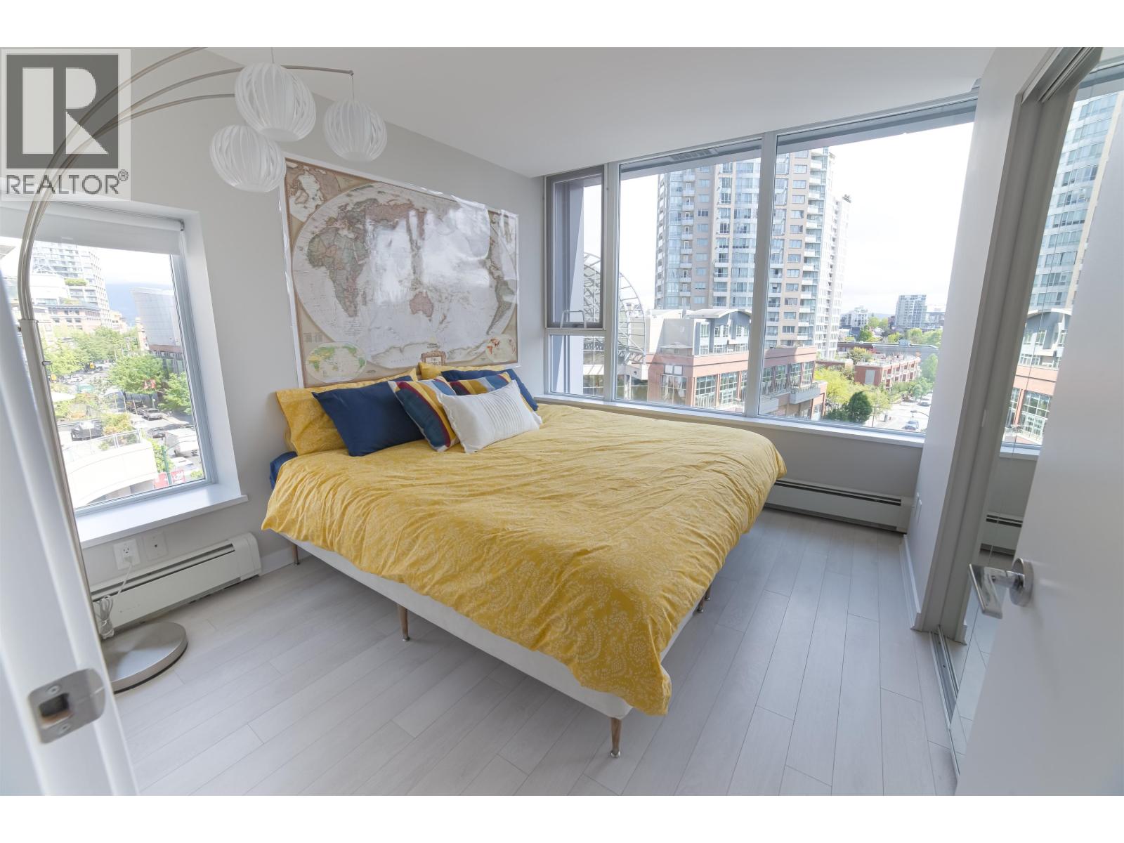 707 633 Abbott Street, Vancouver, British Columbia  V6B 0J3 - Photo 2 - R3117645