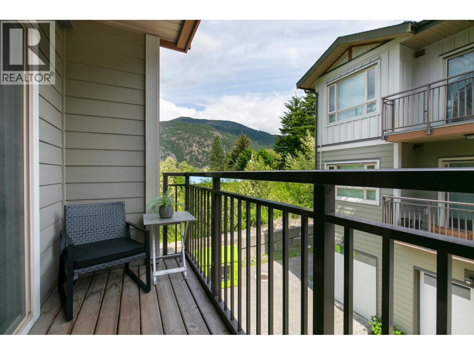 4 7450 Prospect Street, Pemberton, British Columbia  V0N 2L1 - Photo 17 - R3117657