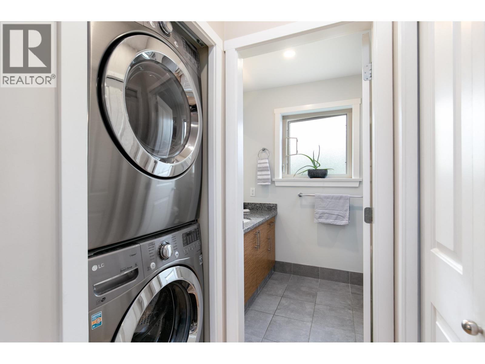 4 7450 Prospect Street, Pemberton, British Columbia  V0N 2L1 - Photo 18 - R3117657