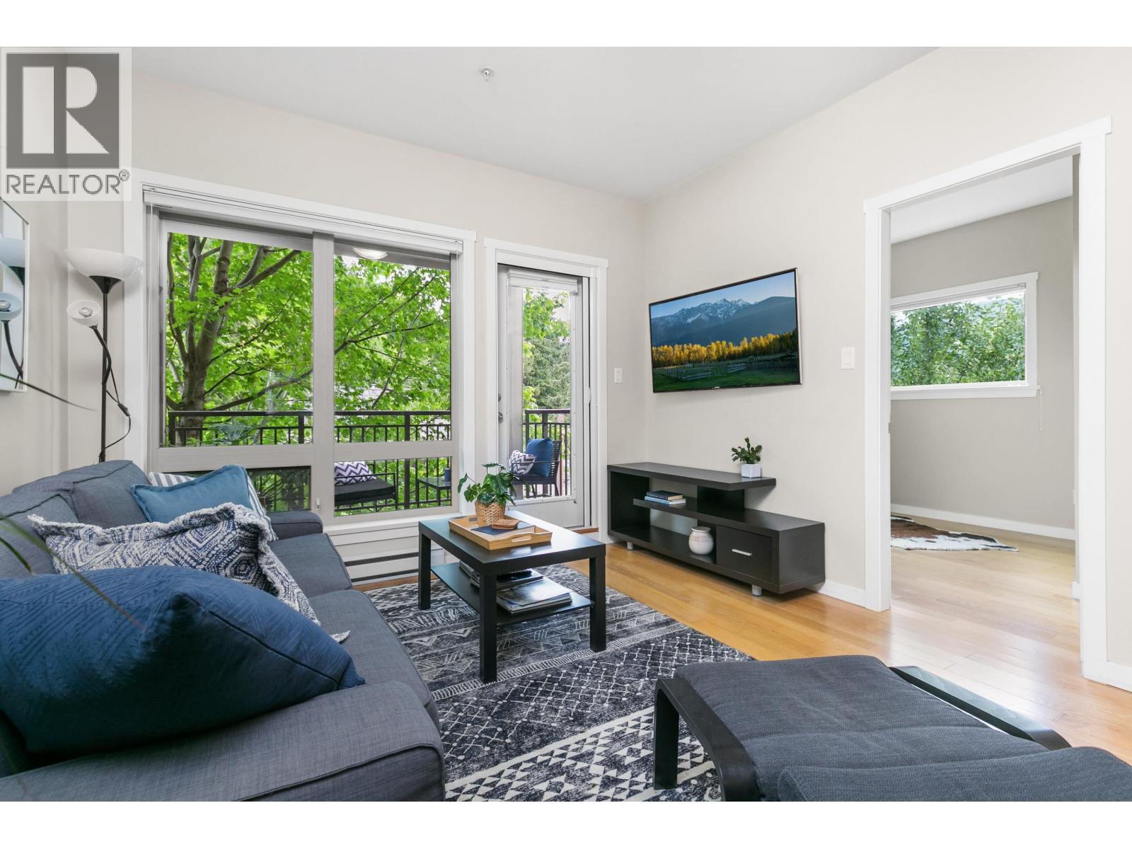 4 7450 Prospect Street, Pemberton, British Columbia  V0N 2L1 - Photo 2 - R3117657