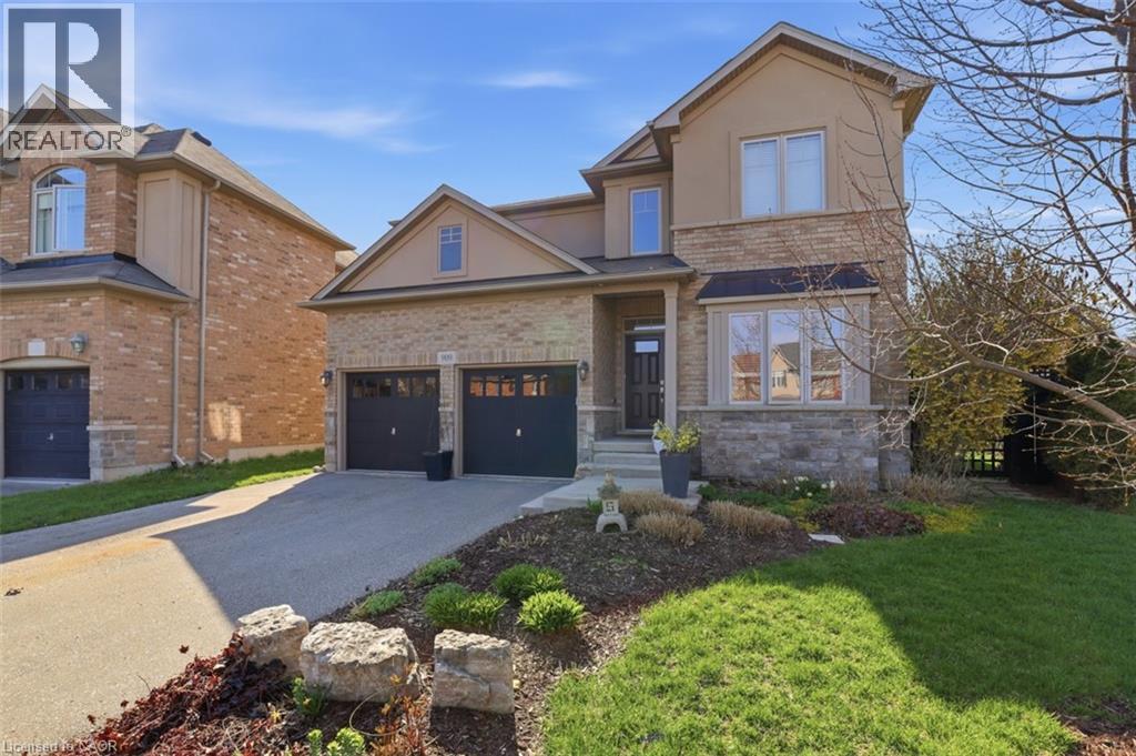 909 King Rail Court, Kitchener, Ontario  N2K 0B1 - Photo 2 - 40823960