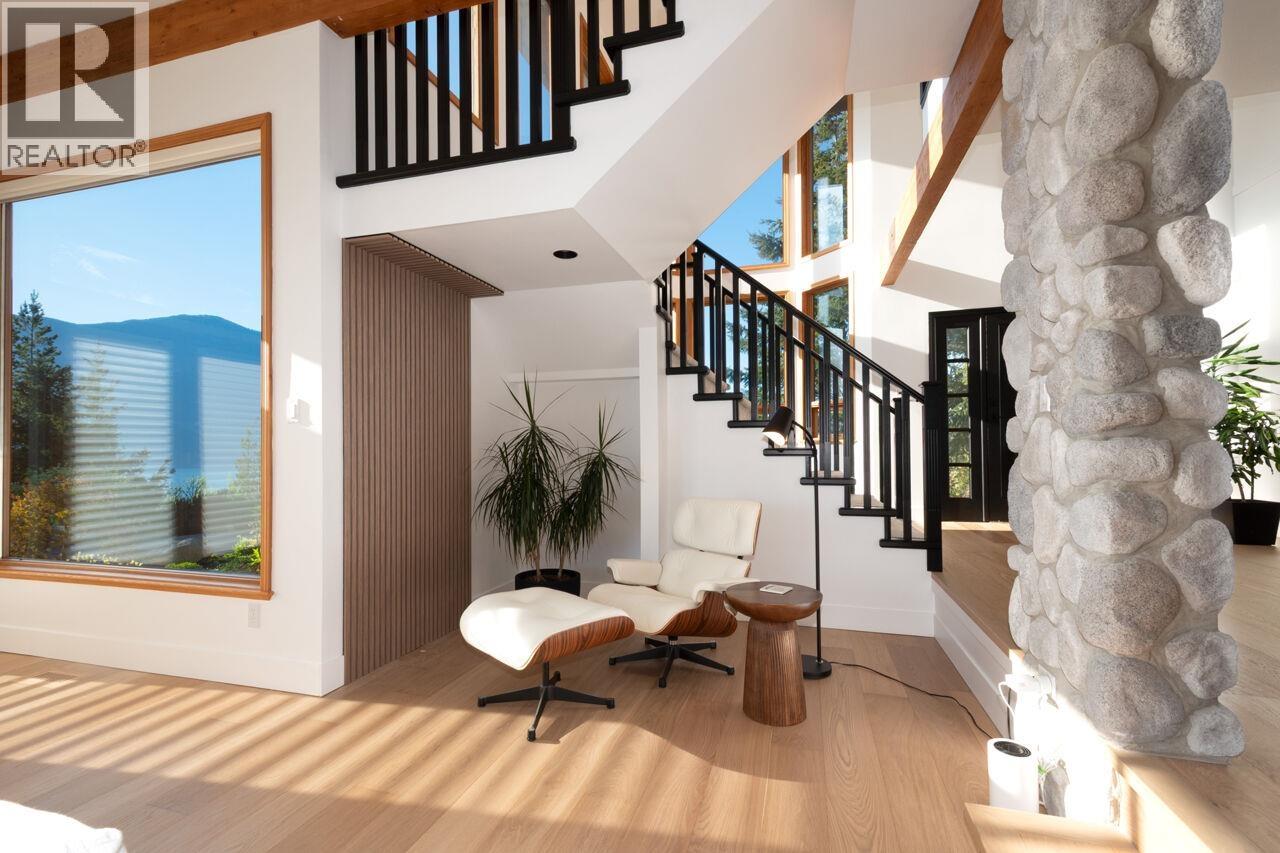 182 Furry Creek Drive, Furry Creek, British Columbia  V8B 1A3 - Photo 10 - R3117632