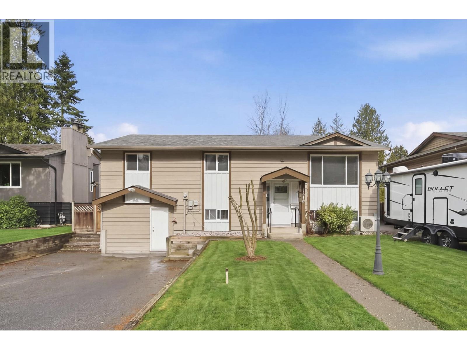 21139 Cook Avenue, Maple Ridge, British Columbia  V2X 7P7 - Photo 3 - R3117634