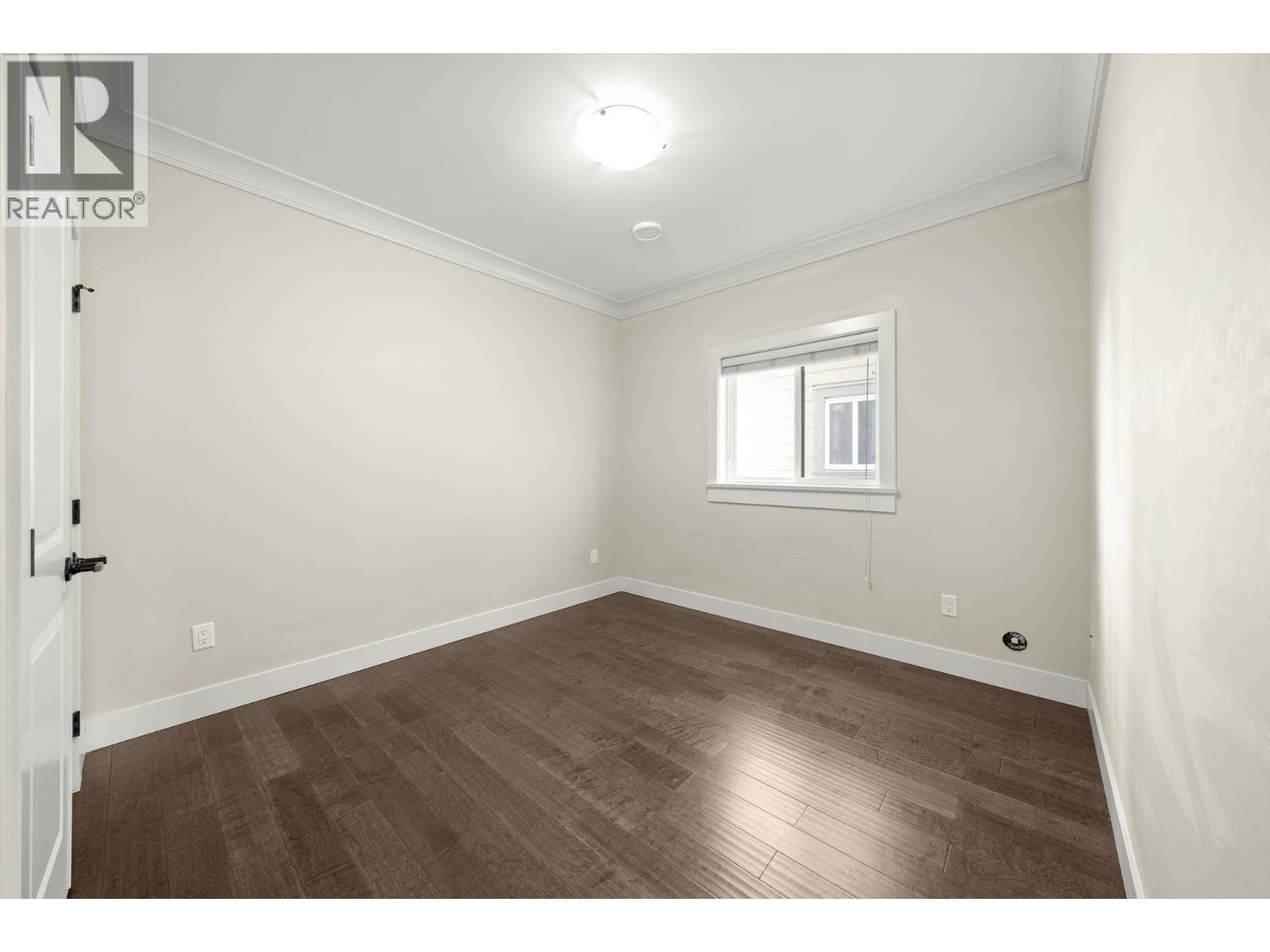 7028 Broadway, Burnaby, British Columbia  V5A 1R8 - Photo 32 - R3117640