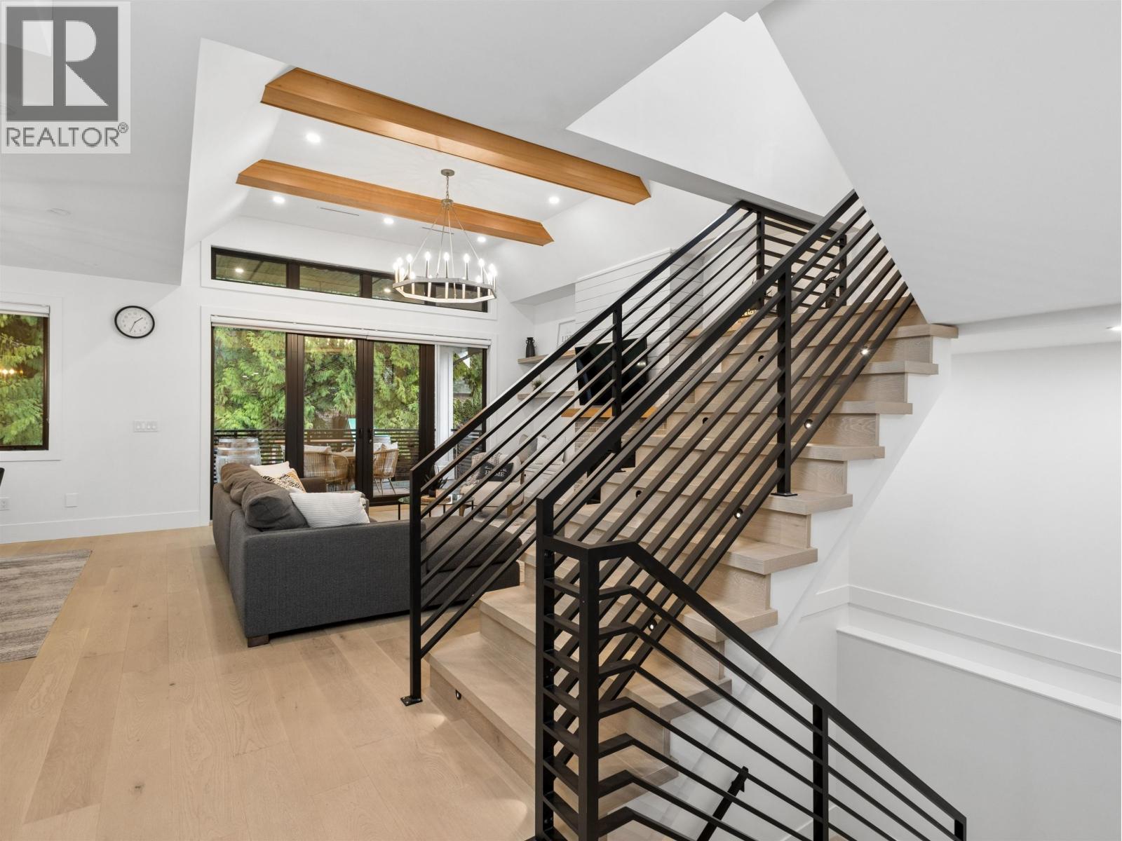 1260 Plateau Drive, North Vancouver, British Columbia  V7P 2J4 - Photo 19 - R3117644