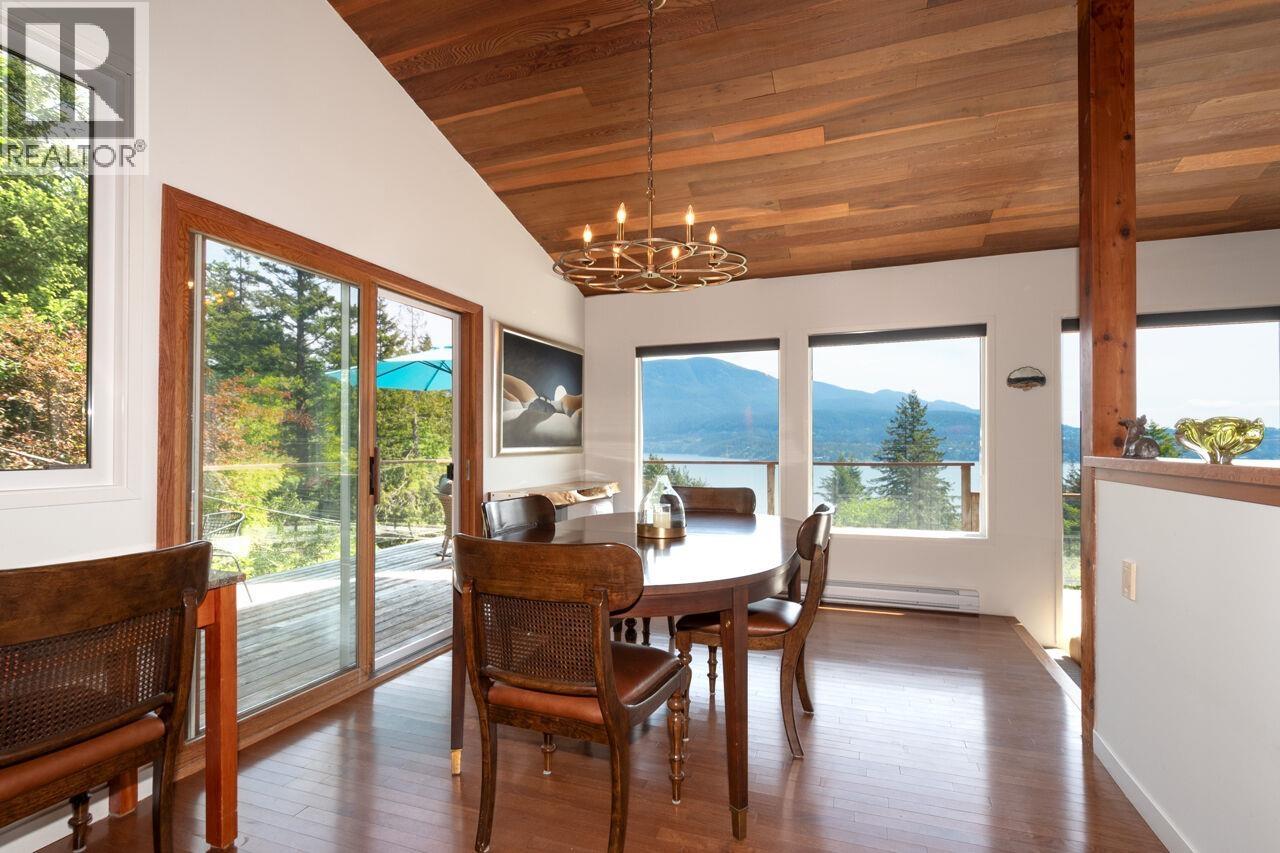 896 Taylor Road, Bowen Island, British Columbia  V0N 1G1 - Photo 14 - R3107031