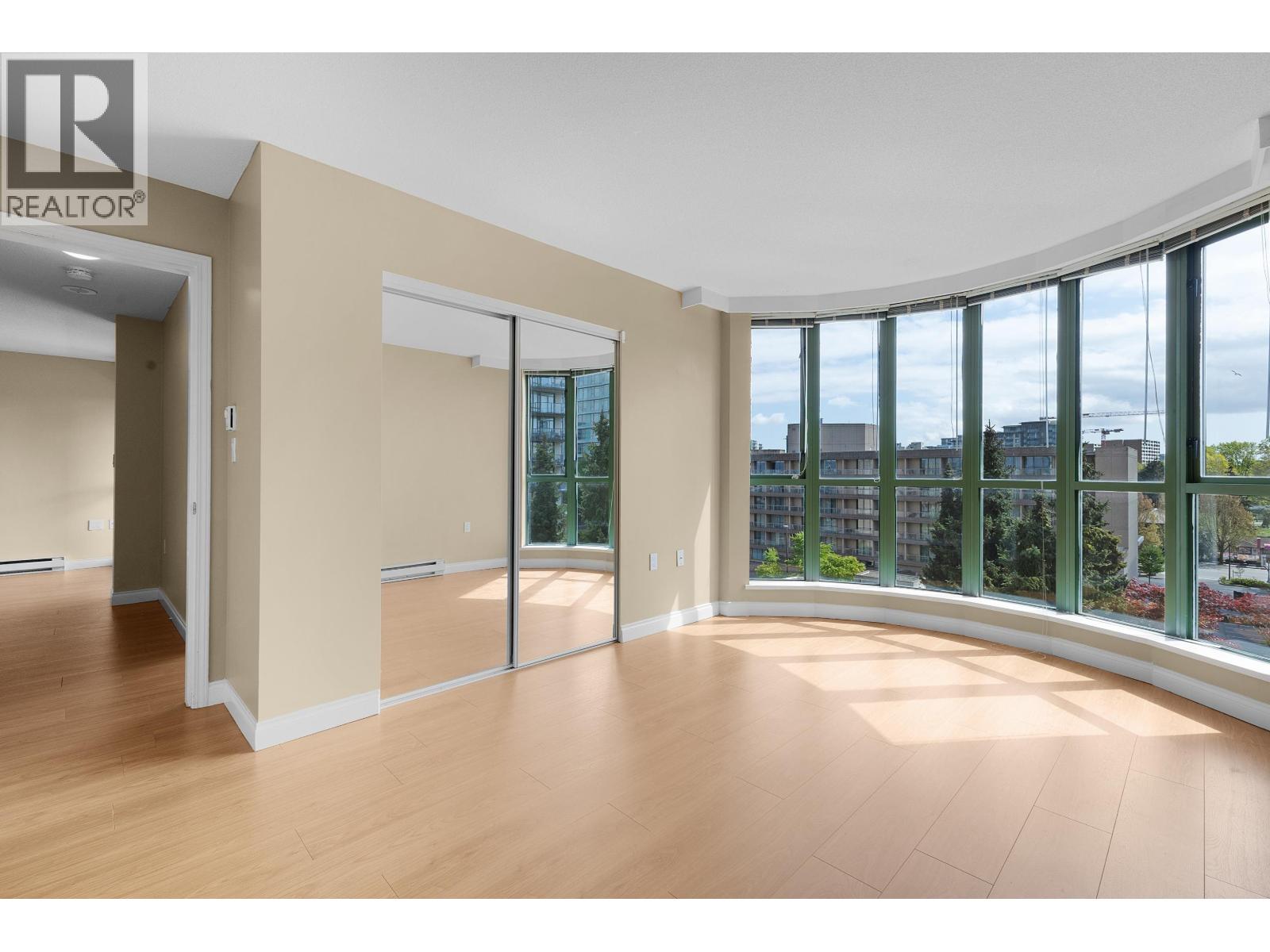 911 7380 Elmbridge Way, Richmond, British Columbia  V6X 4A1 - Photo 11 - R3117624