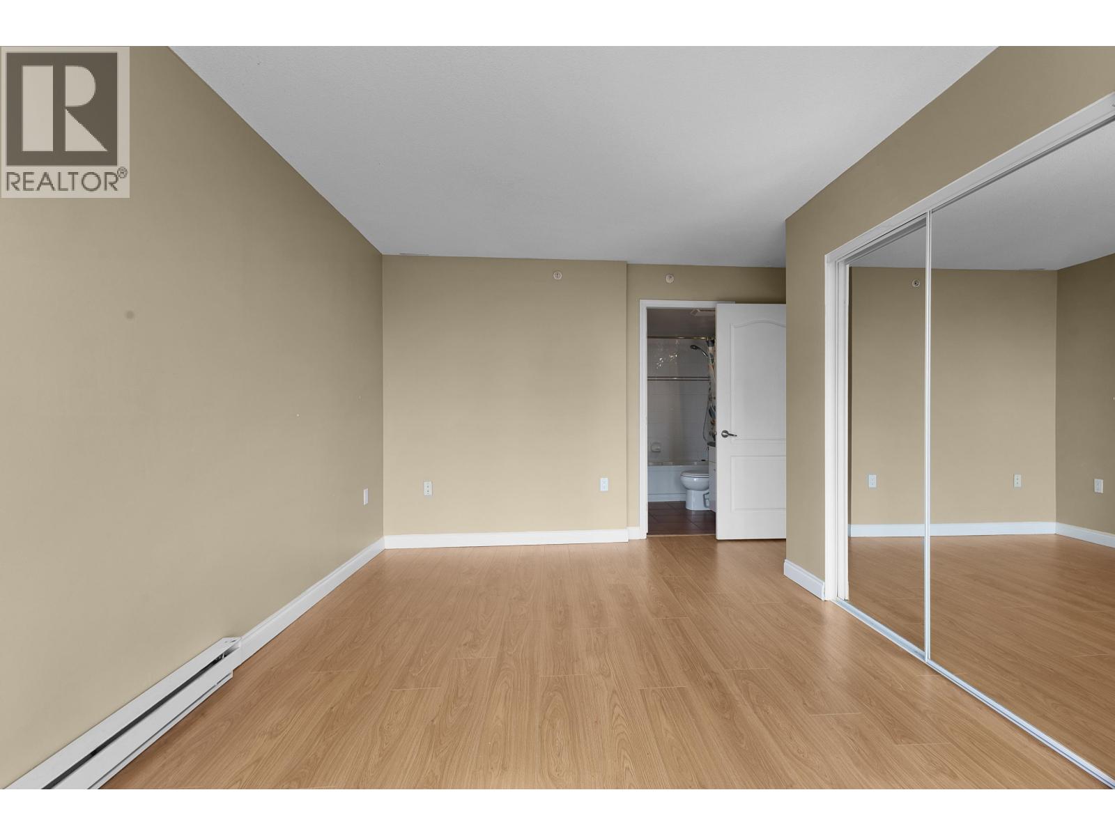 911 7380 Elmbridge Way, Richmond, British Columbia  V6X 4A1 - Photo 12 - R3117624