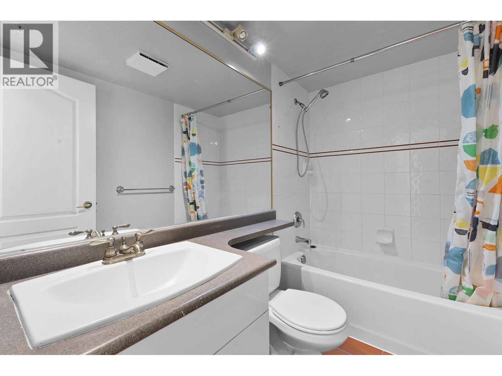 911 7380 Elmbridge Way, Richmond, British Columbia  V6X 4A1 - Photo 7 - R3117624