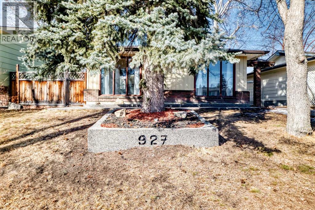 927 Midridge Drive SE, Calgary, Alberta  T2X 1H5 - Photo 43 - A2291602