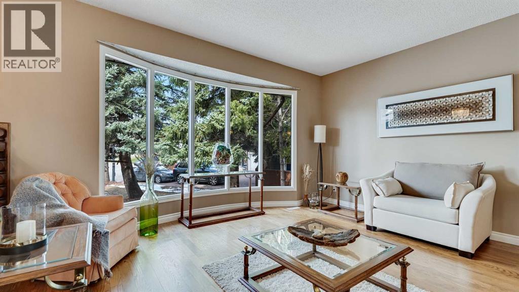 504 Suntree Place, Okotoks, Alberta  T1S 1B9 - Photo 6 - A2304932