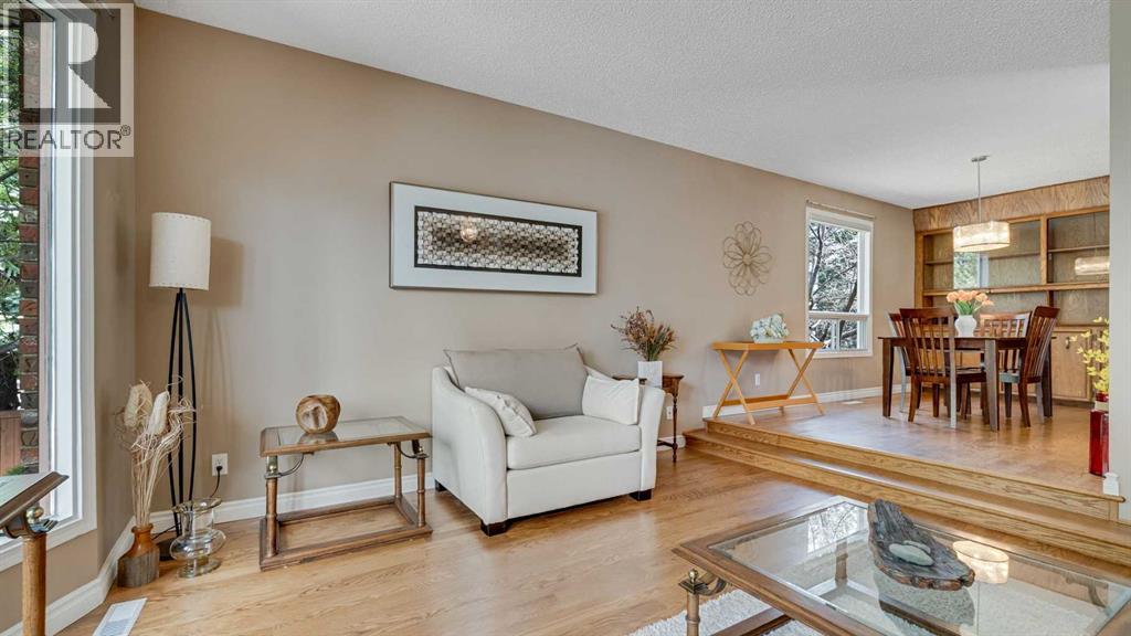 504 Suntree Place, Okotoks, Alberta  T1S 1B9 - Photo 7 - A2304932